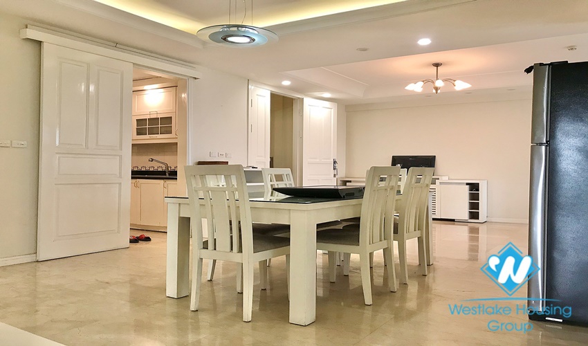 Mid floor apartment for rent in building P fully furnished 4 bedrooms